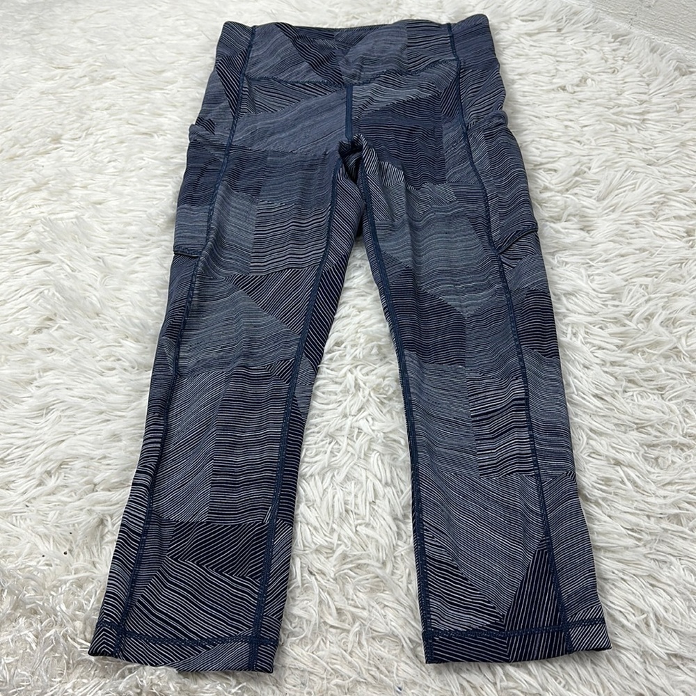 Lululemon Speed Up Crop (21") Etch Hail Midnight Navy